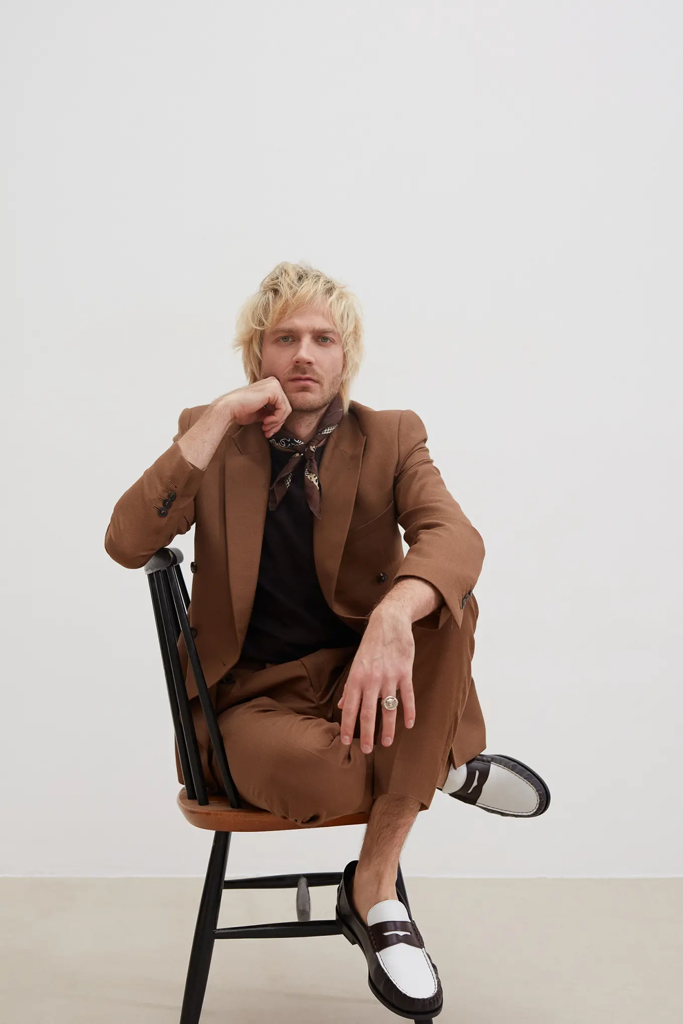 l'apiéceur - robin-costume-sur-mesure-croise-camel4