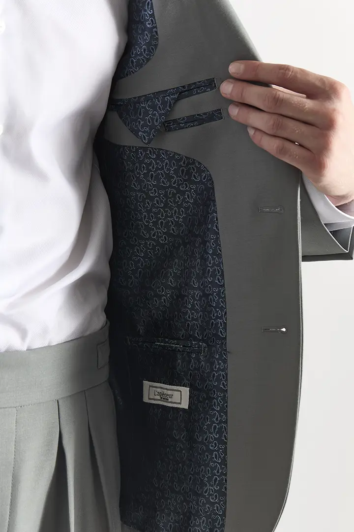 lapieceur-costume-detail-2