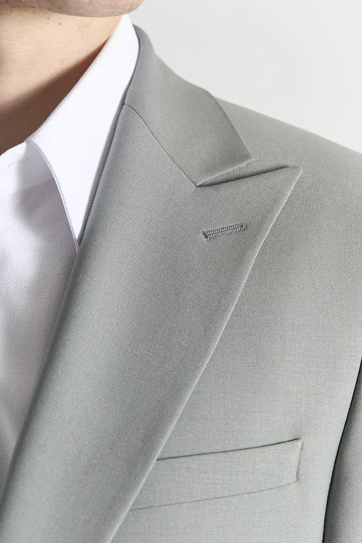 lapieceur-costume-detail-3