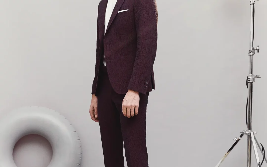 NICK – Costume 2 pièces en Seersucker rayé bordeaux et marine