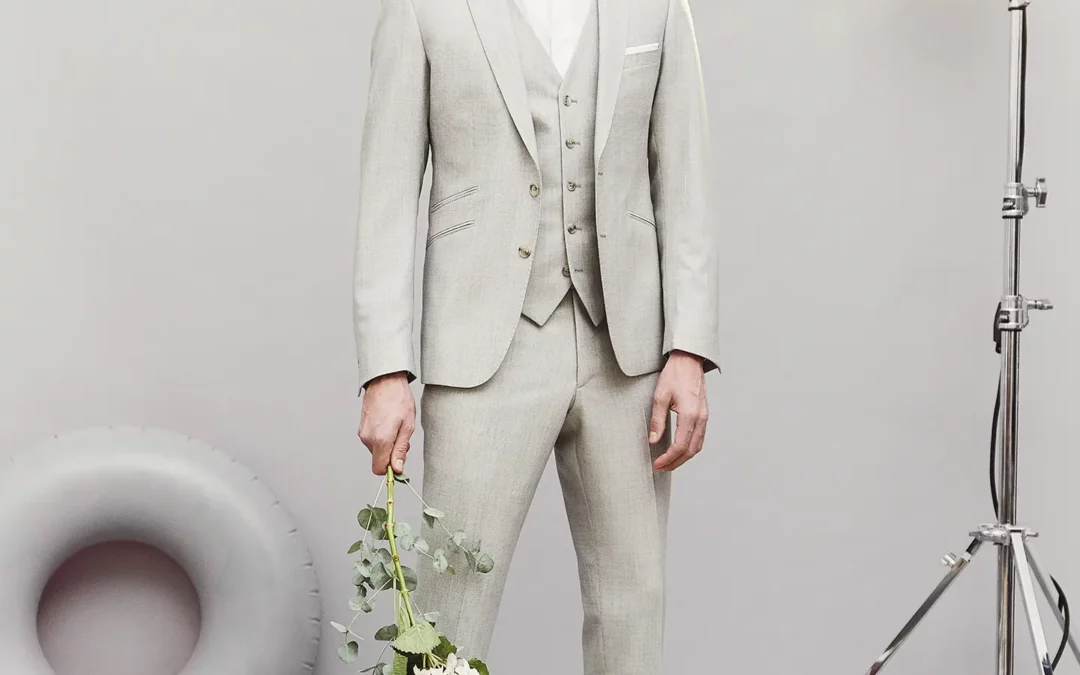WALKER – Costume 3 pièces sur mesure en Toile de laine tête d’épingle gris et blanc